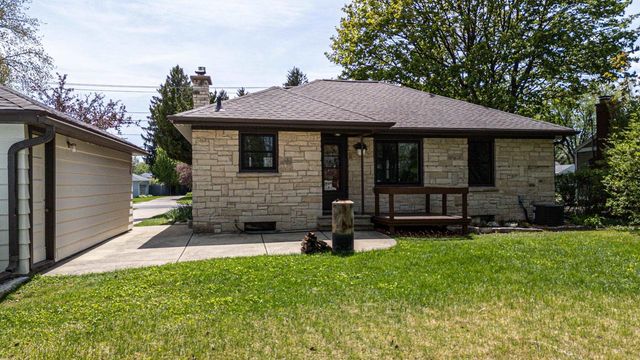 7010 Franklin Avenue, Middleton, WI 53562