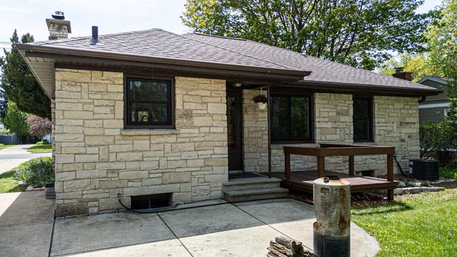 7010 Franklin Avenue, Middleton, WI 53562