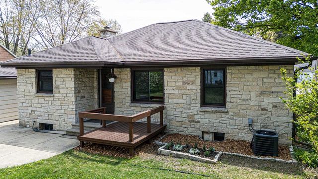 7010 Franklin Avenue, Middleton, WI 53562