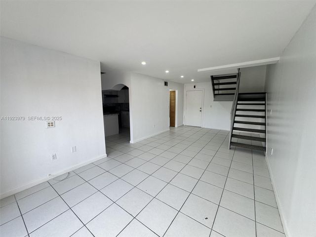 10651 SW 108th Ave 3H, Miami, FL 33176