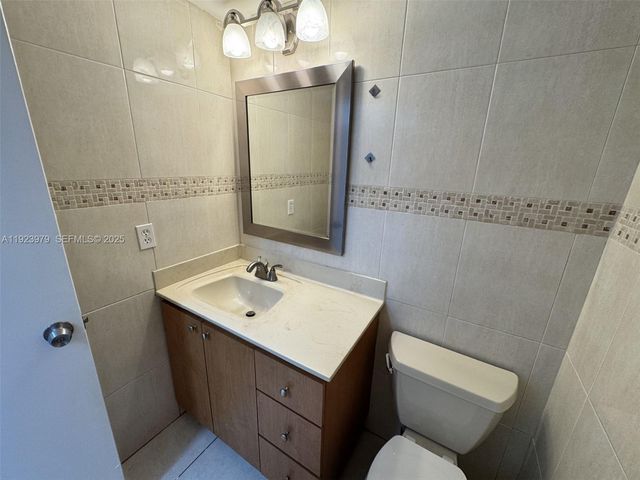 10651 SW 108th Ave 3H, Miami, FL 33176