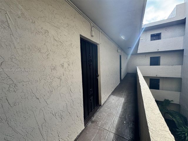 10651 SW 108th Ave 3H, Miami, FL 33176