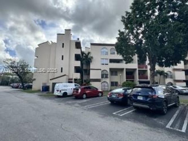 10651 SW 108th Ave 3H, Miami, FL 33176