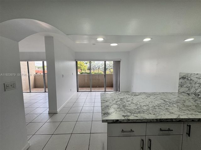 10651 SW 108th Ave 3H, Miami, FL 33176