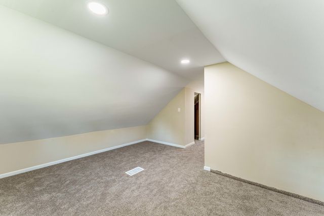 7805 Suburban Lane, Bridgeview, IL 60455