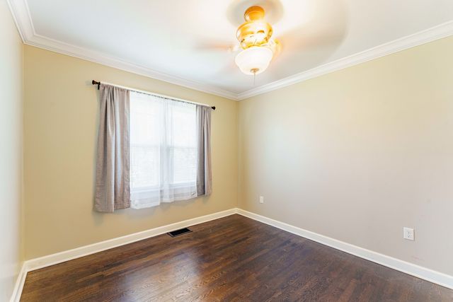 7805 Suburban Lane, Bridgeview, IL 60455