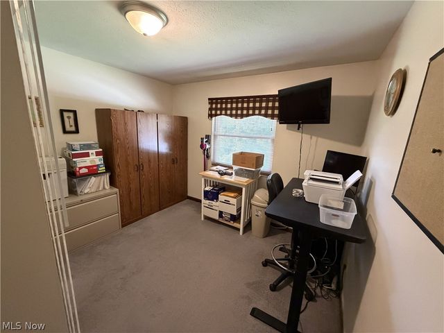 267 Roberts Drive, Belpre, OH 45714