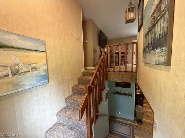267 Roberts Drive, Belpre, OH 45714
