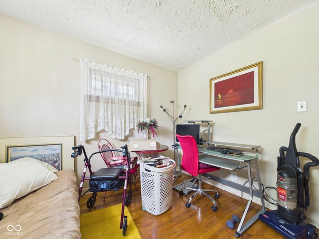 3710 Saint Charles Street, Anderson, IN 46013