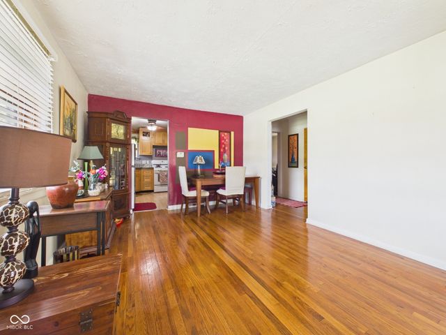 3710 Saint Charles Street, Anderson, IN 46013