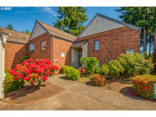 15035 Ne Sacramento St 62, Portland, OR 97230