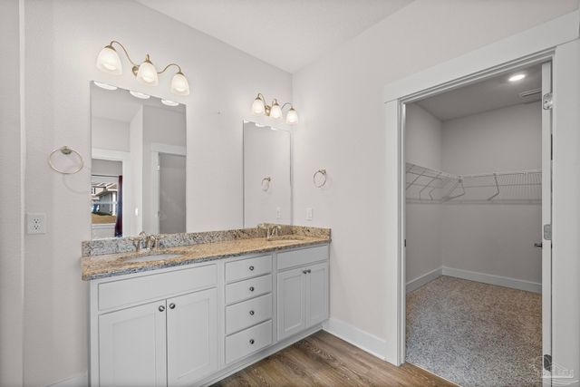 4074 Blaney Ln, Pace, FL 32571