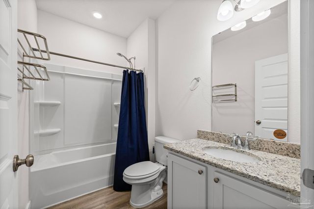 4074 Blaney Ln, Pace, FL 32571