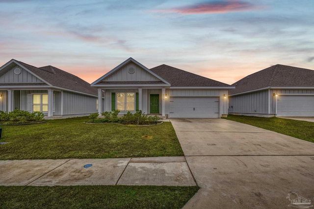 4074 Blaney Ln, Pace, FL 32571