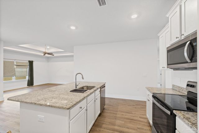 4074 Blaney Ln, Pace, FL 32571