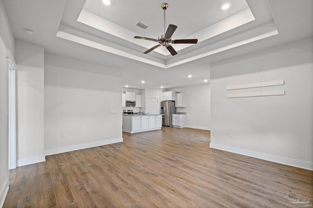 4074 Blaney Ln, Pace, FL 32571