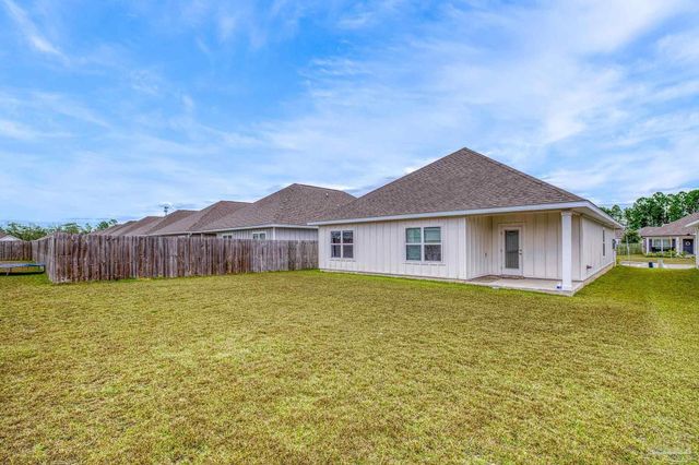 4074 Blaney Ln, Pace, FL 32571