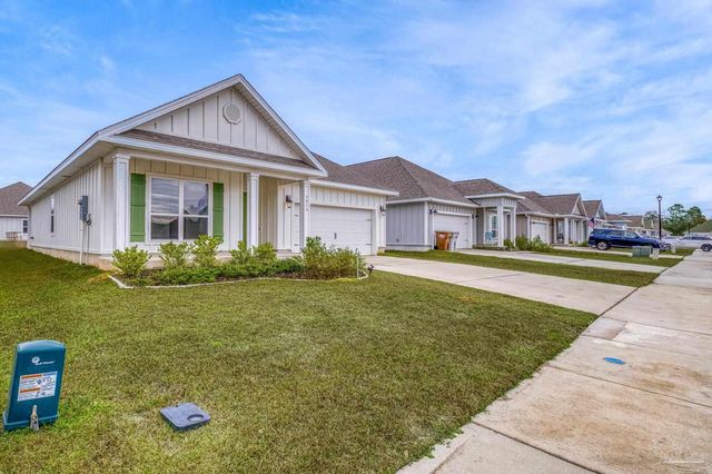 4074 Blaney Ln, Pace, FL 32571