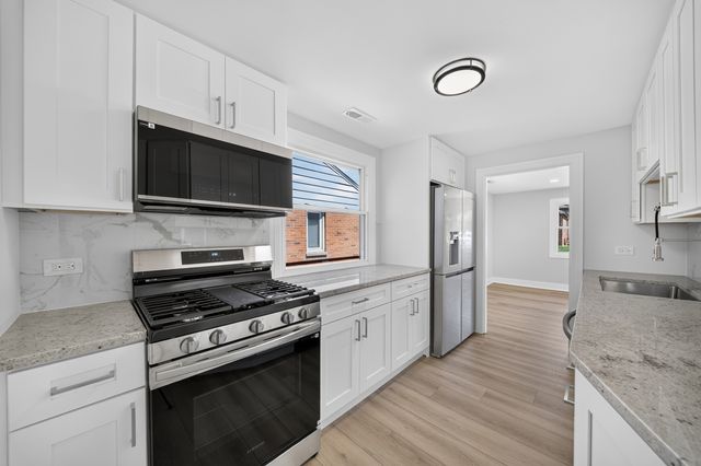 10322 S Millard Avenue, Chicago, IL 60655