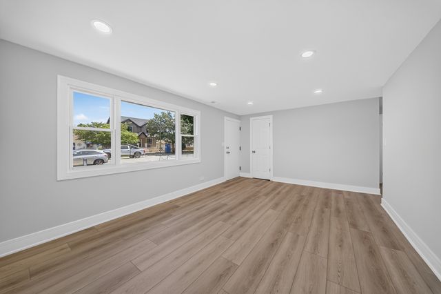 10322 S Millard Avenue, Chicago, IL 60655