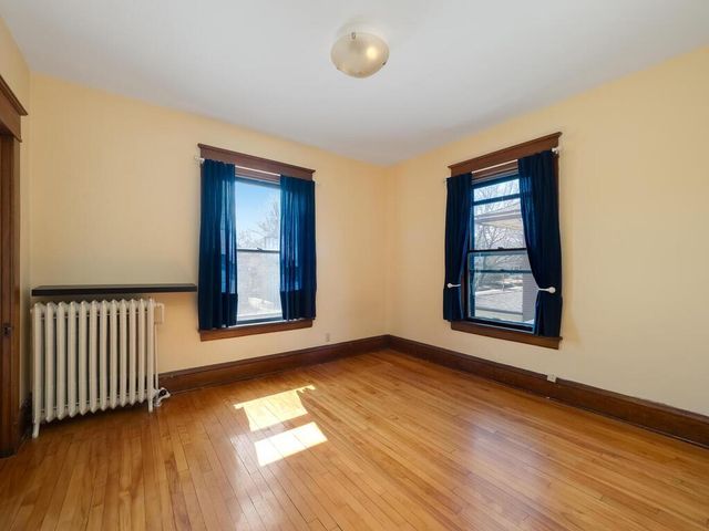 937 Laurel Avenue, Saint Paul, MN 55104