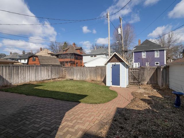 937 Laurel Avenue, Saint Paul, MN 55104