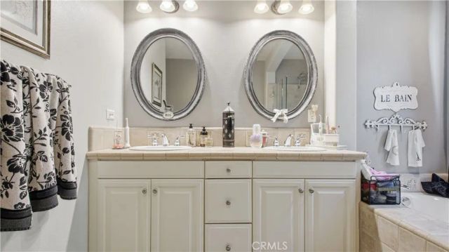 17076 First Light, Riverside, CA 92503