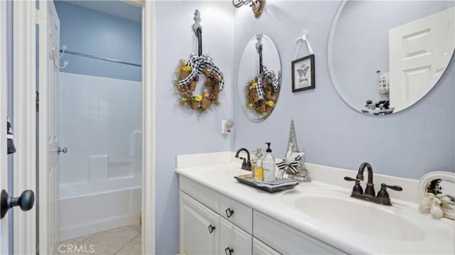 17076 First Light, Riverside, CA 92503