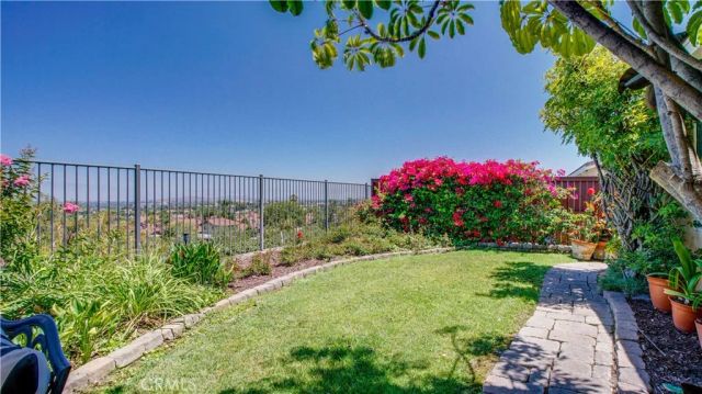 17076 First Light, Riverside, CA 92503