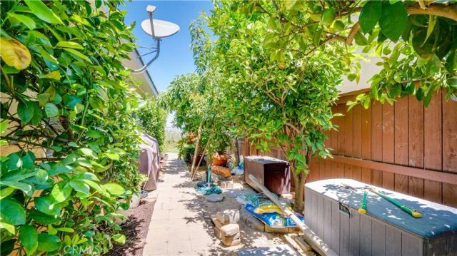 17076 First Light, Riverside, CA 92503