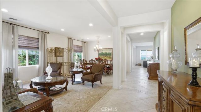17076 First Light, Riverside, CA 92503