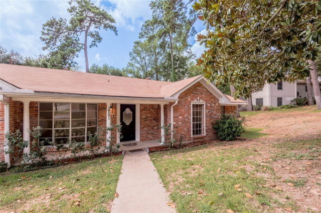 1701 25th Street, Huntsville, TX 77340