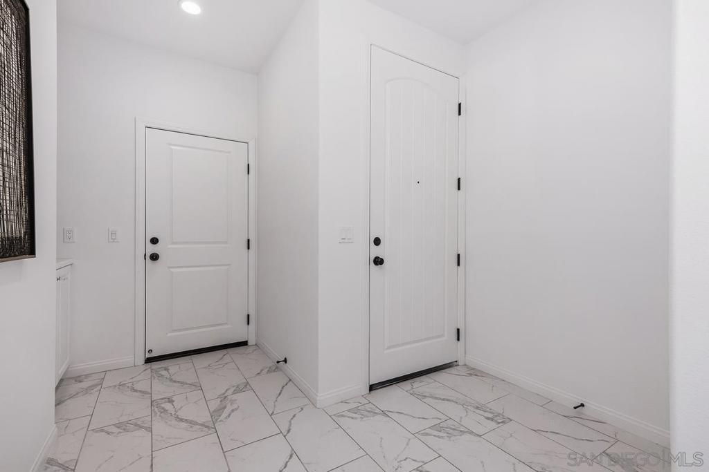 16193 Veridian Cir, San Diego, CA 92127 — photo 4
