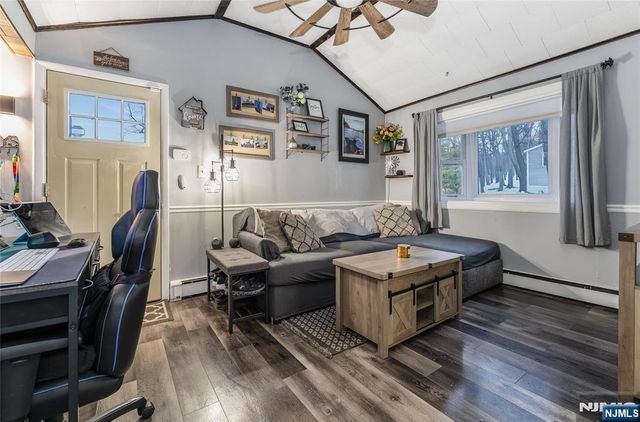 148 Bucknell Trail, Hopatcong, NJ 07843