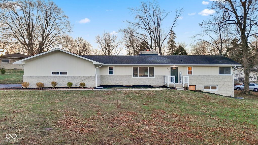 4571 Devon Drive, Indianapolis, IN 46226