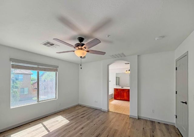 7085 W Andrew Lane, Peoria, AZ 85383