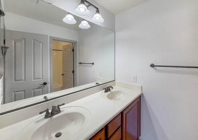 7085 W Andrew Lane, Peoria, AZ 85383