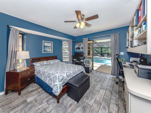 1215 PARADISE WAY, Venice, FL 34285