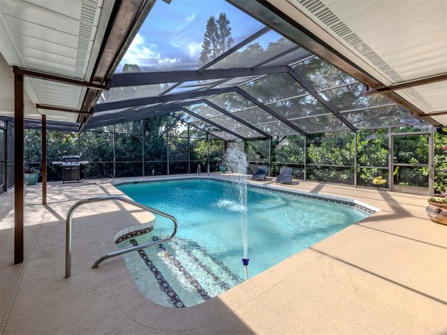 1215 PARADISE WAY, Venice, FL 34285