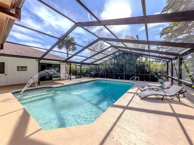 1215 PARADISE WAY, Venice, FL 34285