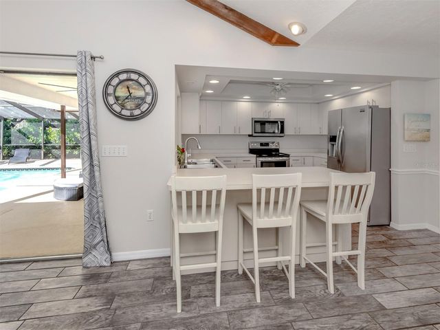 1215 PARADISE WAY, Venice, FL 34285