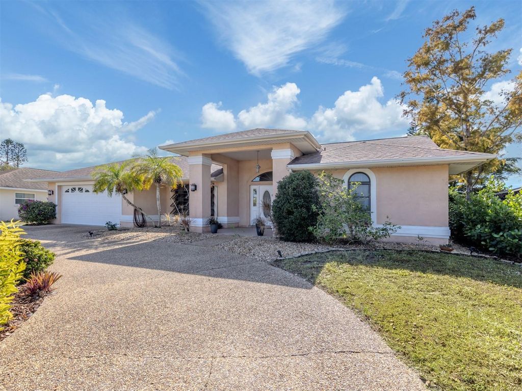 1215 PARADISE WAY, Venice, FL 34285