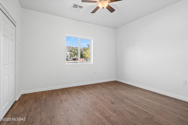 5631 W Lone Star Drive, Tucson, AZ 85713