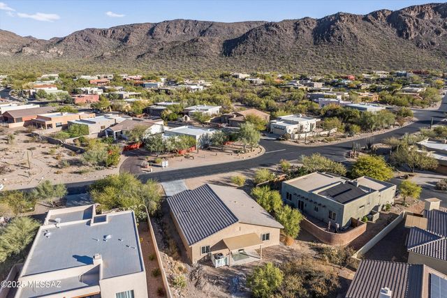 5631 W Lone Star Drive, Tucson, AZ 85713