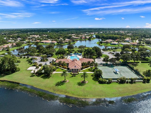 1594 SW Harbour Isles Circle, Port St. Lucie, FL 34986