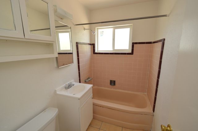 4633 E 19th Street, Tucson, AZ 85711