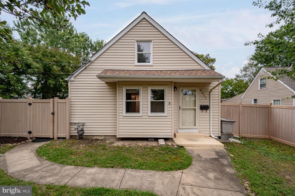 6017 PARK PL, Alexandria, VA 22303