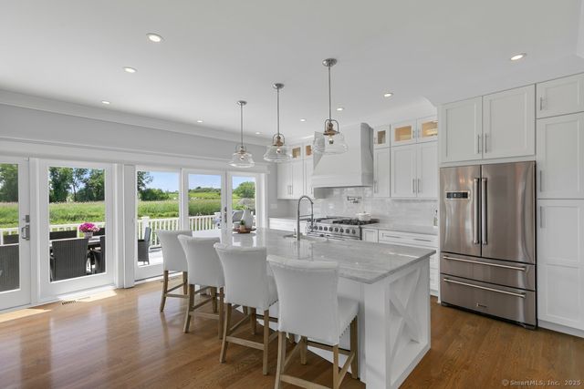 84 Cooper Avenue, Milford, CT 06460