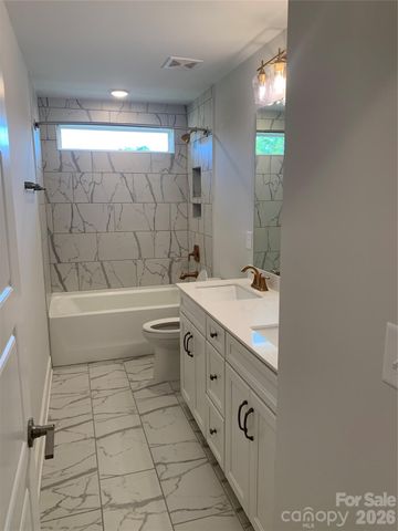 4005 Belle Landing Road, Charlotte, NC 28270