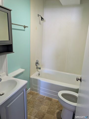 184 Buckingham Avenue, Milford, CT 06460